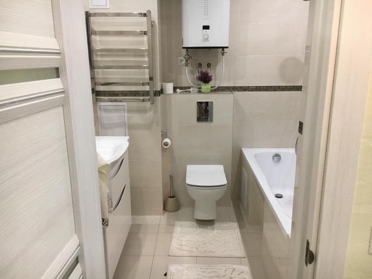 L&A Apartment Kiev Esterno foto